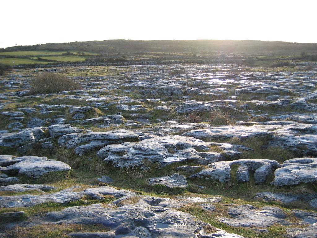 Corofin Lake Cottages Esterno foto