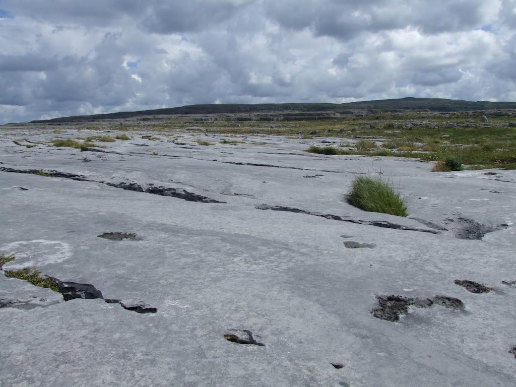 Corofin Lake Cottages Esterno foto