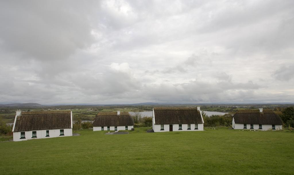 Corofin Lake Cottages Camera foto